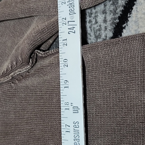 VINTAGE BKE QUARTER-BUTTON MOCK-NECK SNAP-POCKET SLEEVE PATTERN BROWN SW… - Picture 8 of 11